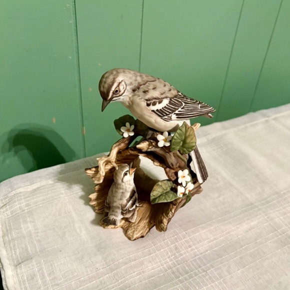 Vintage 1979 Homco Masterpiece Porcelain Mockingbird & Baby On Log - Picture 7 of 7